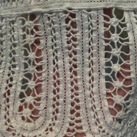 ZARA WOMAN crocheted top - small ladies - Picture 3 of 6